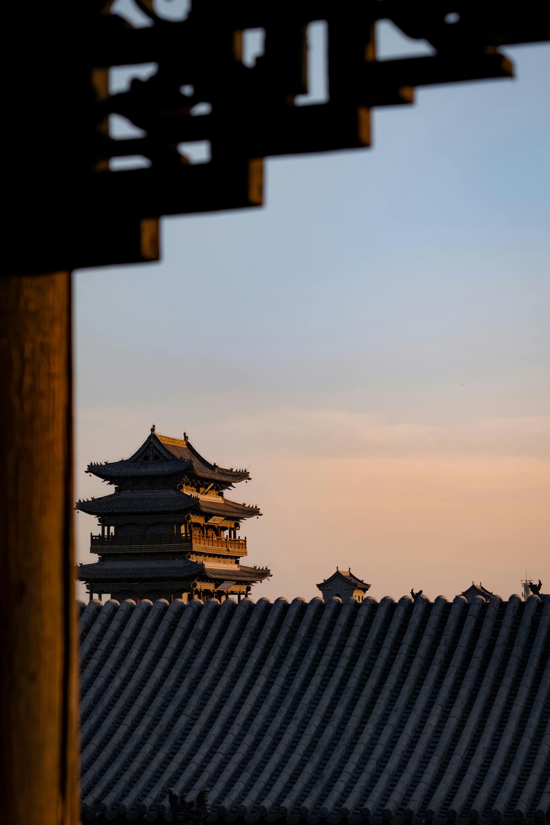 Arquitetura histórica e telhados na província de Shanxi